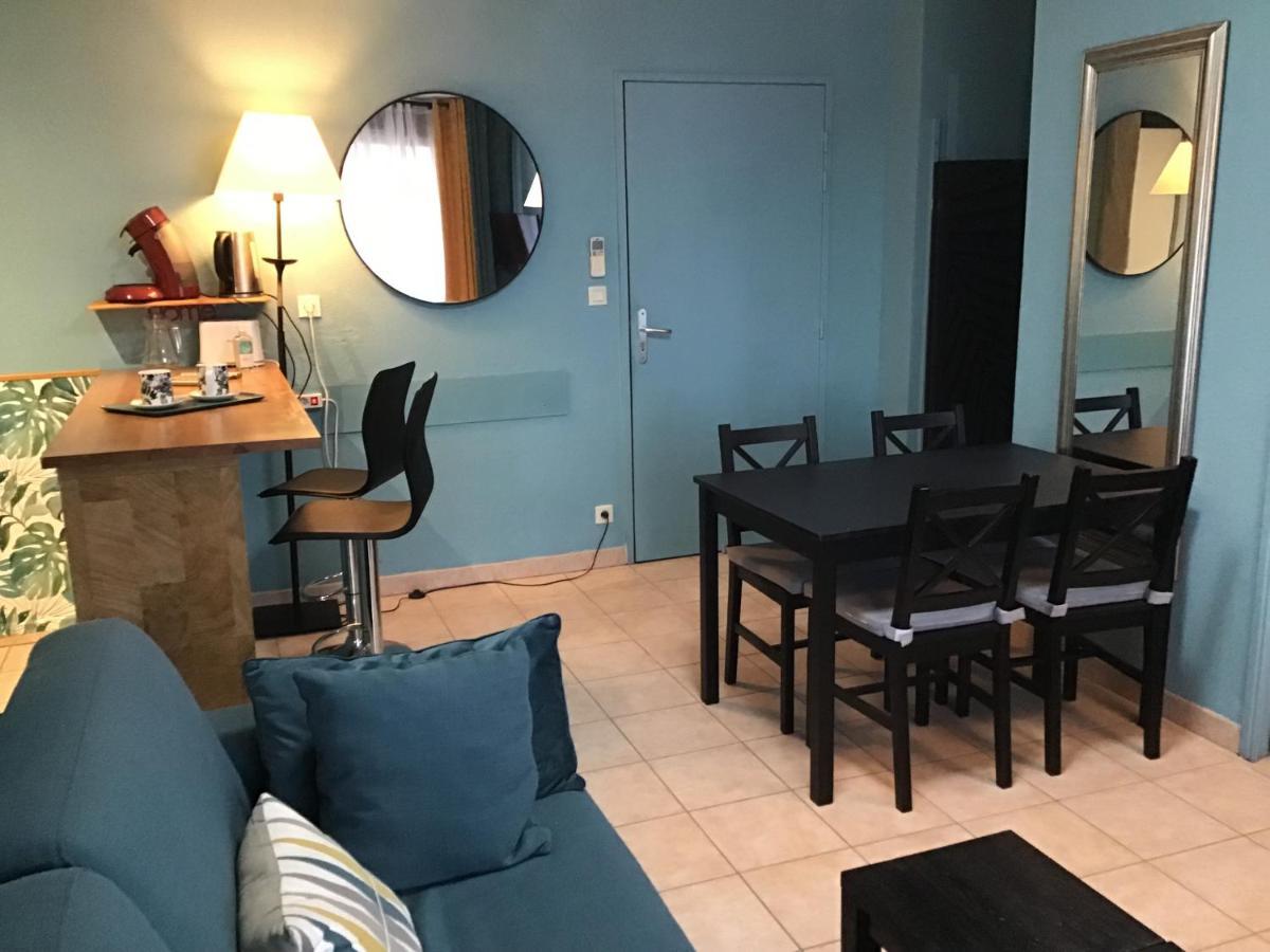Superbe Appartement A Uzes Avec Place De Parking Exterior photo