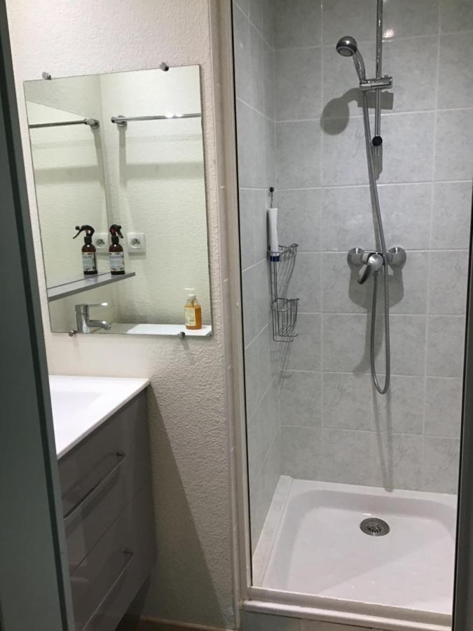 Superbe Appartement A Uzes Avec Place De Parking Exterior photo